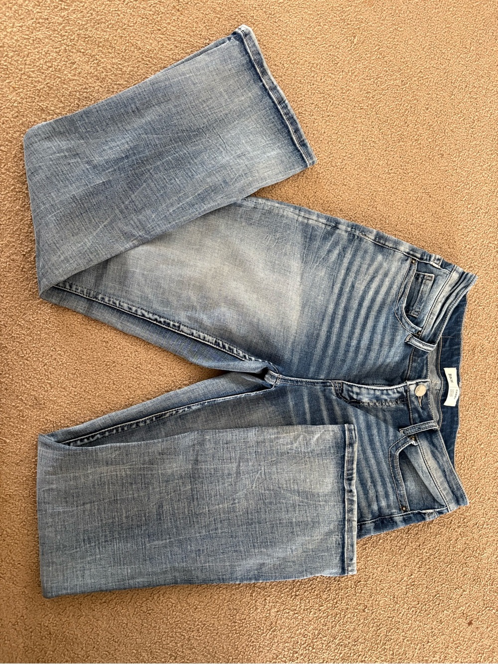 BKE Women's Light Blue Straight Leg Jeans